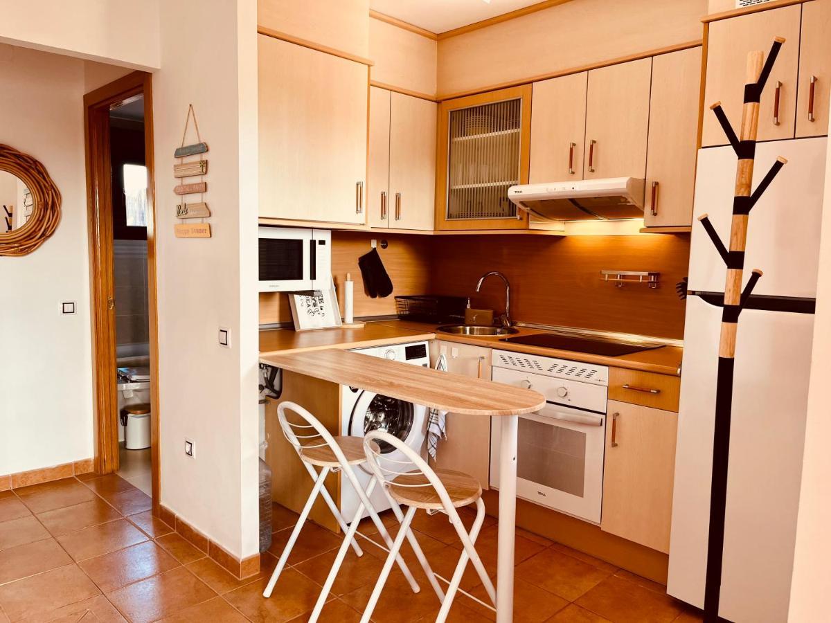 Stillvolle Villa Mit Terrasse, Garten Und Grill ラハレス エクステリア 写真